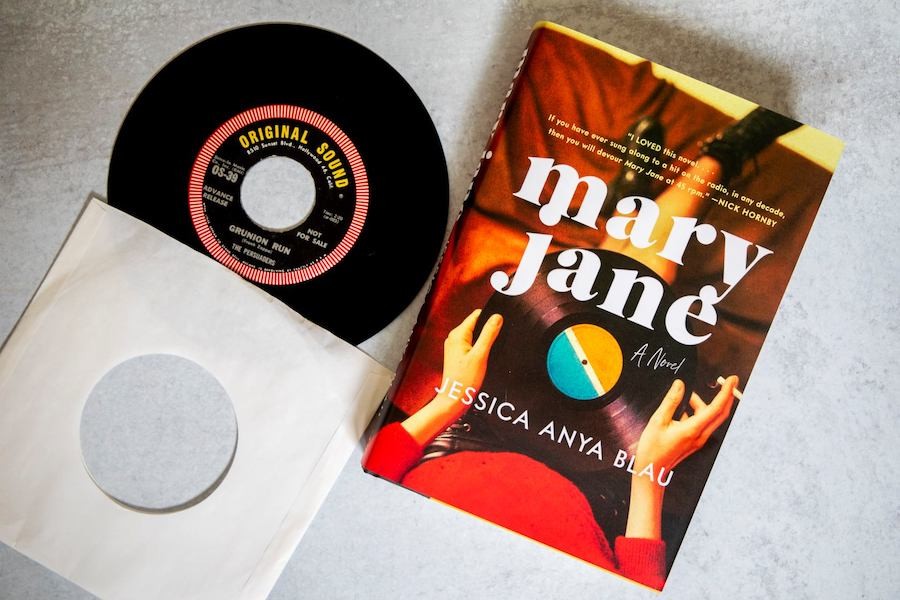 SRQ Book Club Mary Jane A Novel by Jessica Anya Blau