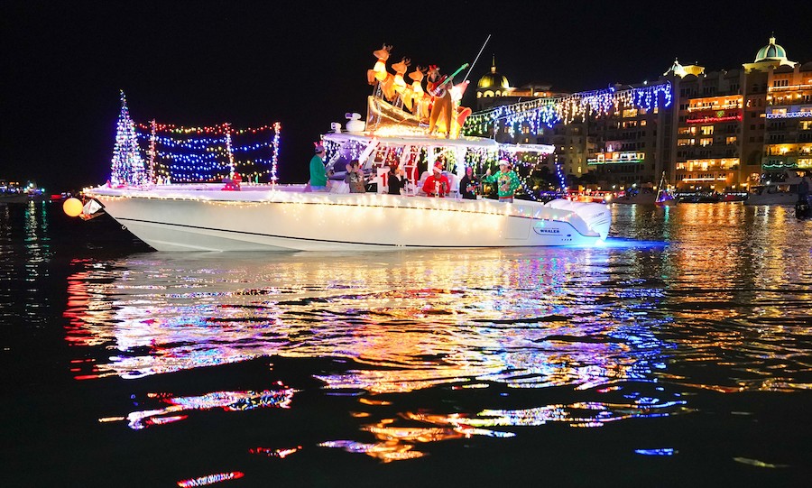 35th Annual Sarasota Holiday Boat Parade of Lights SRQ Daily Nov 18, 2021