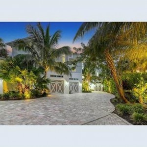 Gulf of Mexico Modern Beach Retreat with Gated Beach Access on the Market for $12M