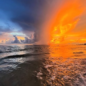 Seven Photographers Win Annual Sunset Photo Contest