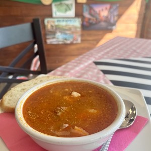 Still Hungary: Vernona Keeps the Old Recipes Alive 