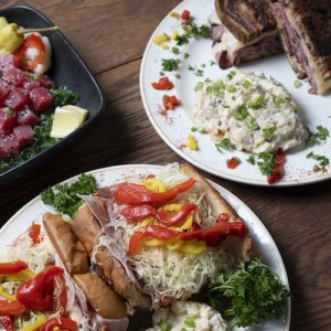 Pastrami, Grouper and a Tank of Lobsters on Bee Ridge