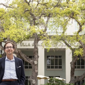  Dr. Davis Schneiderman: A Welcome from Ringling College's Seventh President