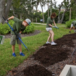 Volunteer and Explore Nature on September 26 for National Public Lands Day and Take a Child Outside Week