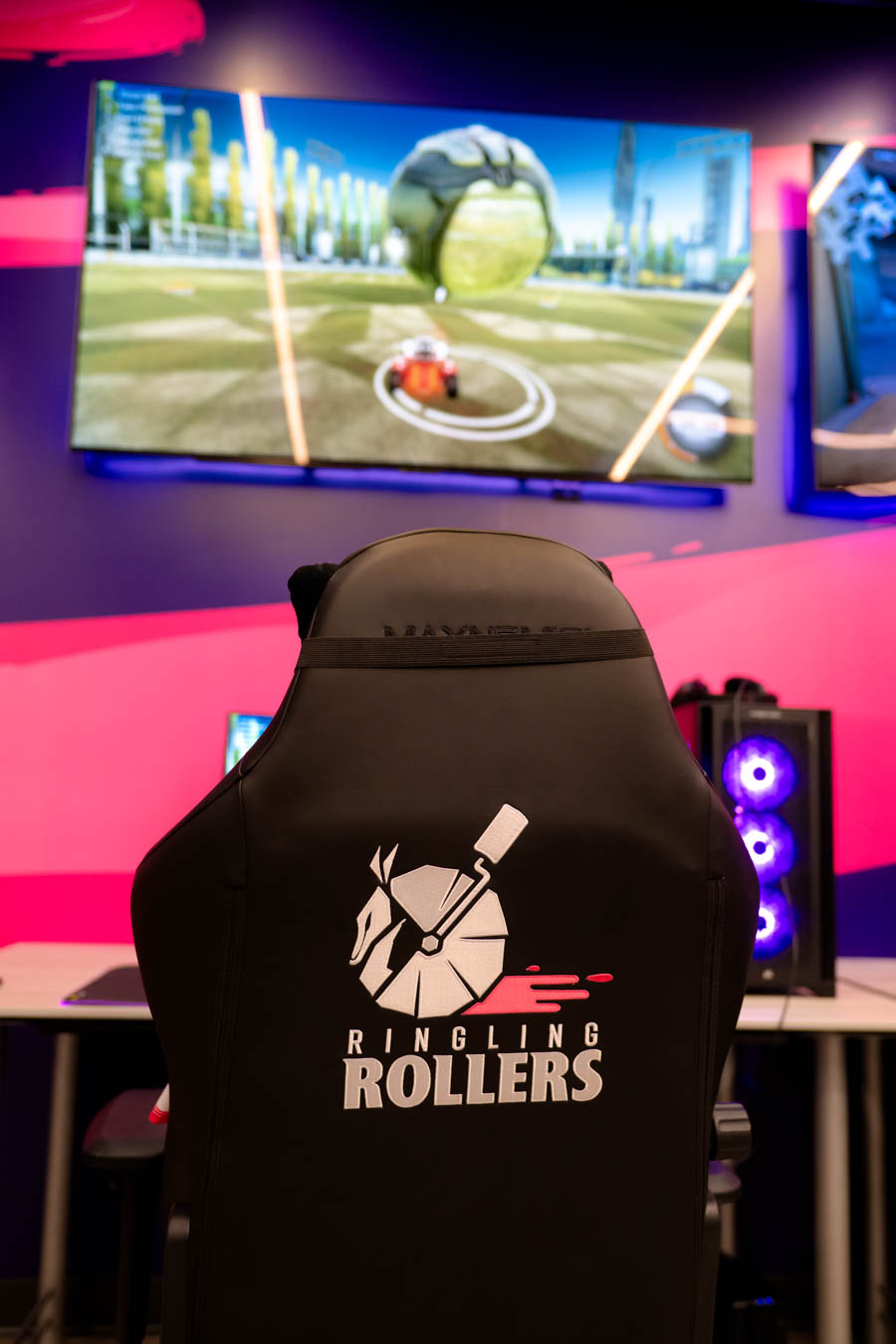 Photography by Wes Roberts Photography by Wes Roberts